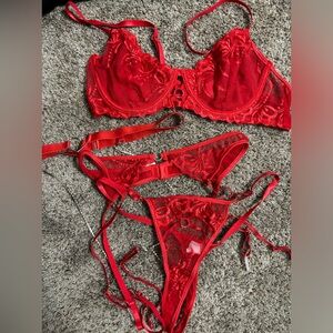 Lingerie Bundle - 4 Piece